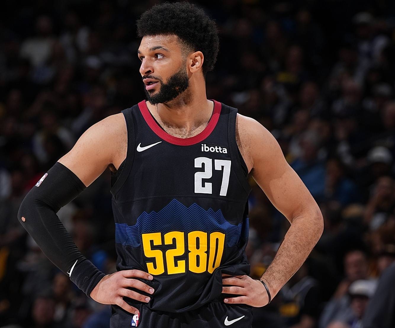 九游-穆雷重返赛场，持续失利首场状态出色，C9观众沸腾！(穆雷为啥叫口曼巴)