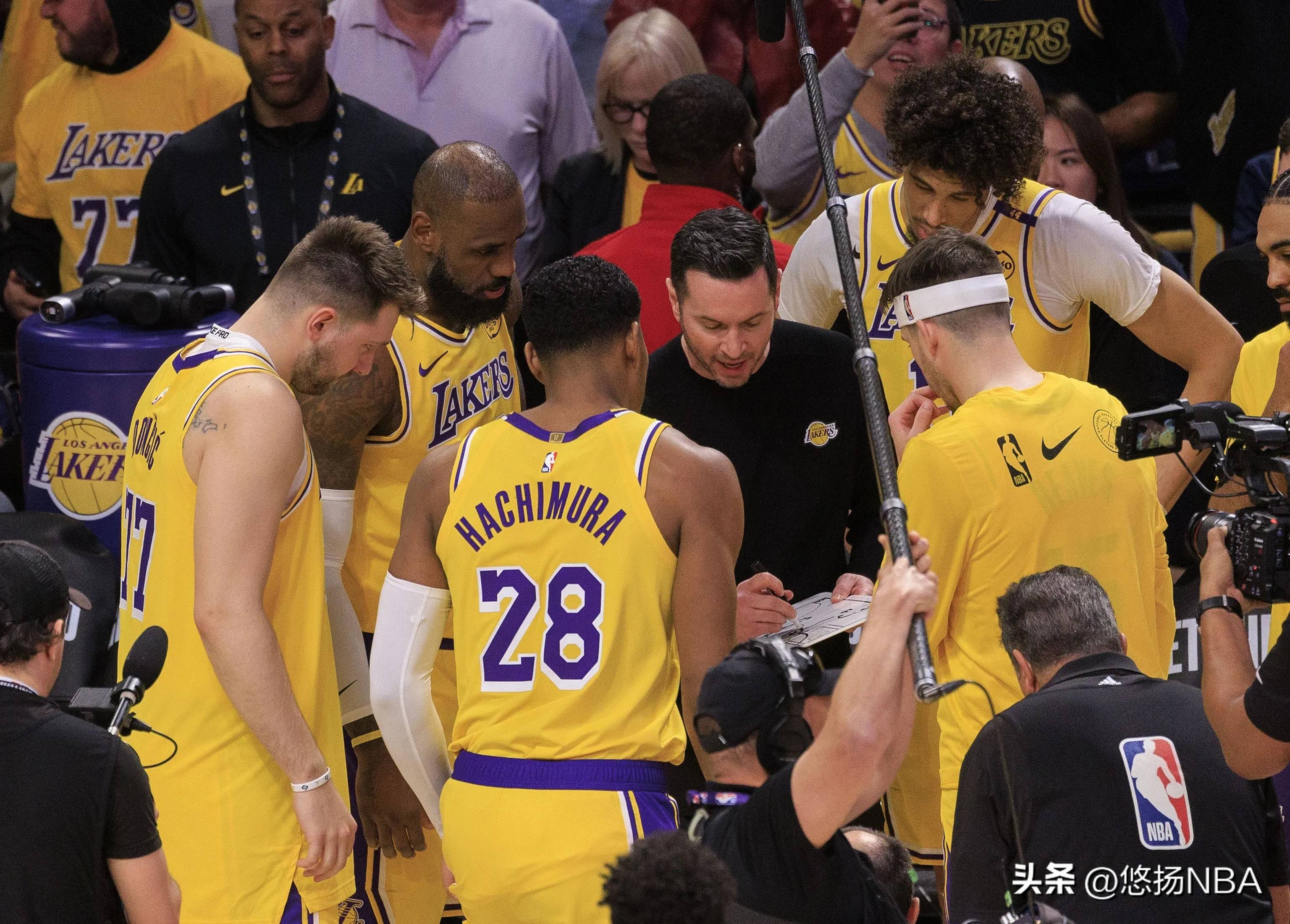 九游app-库里球迷故事